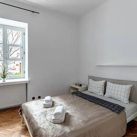 Close-urban Chic - Stare Miasto - One Bedroom - Mostowa * Warschau